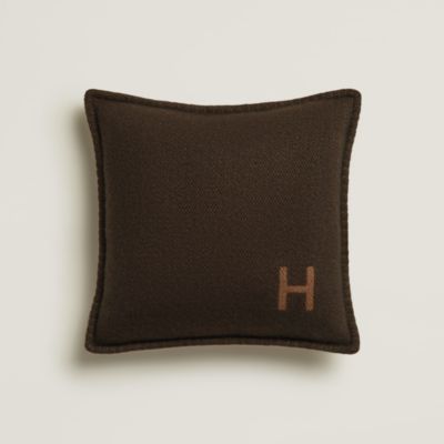 Cheval d'arçons bench Les Nécessaires d'Hermès | Hermès USA